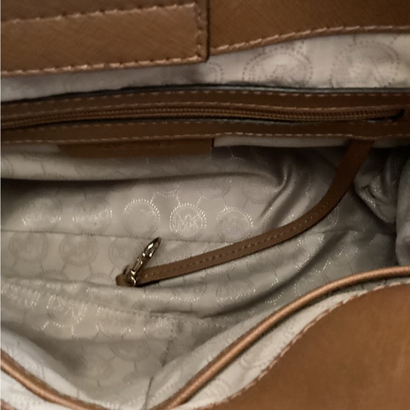 Michael Kors Shoulder Bag in Deep Brown with GoldTone Accents - Picture 7 of 8